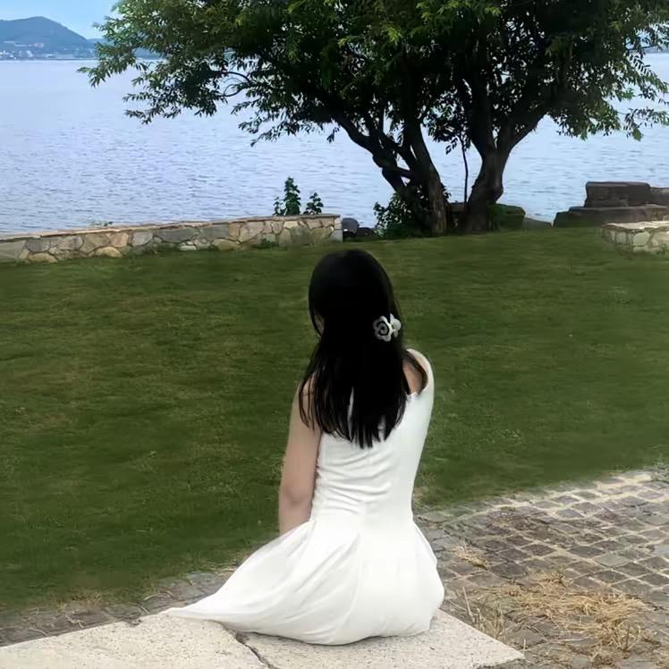 不吃鱼.