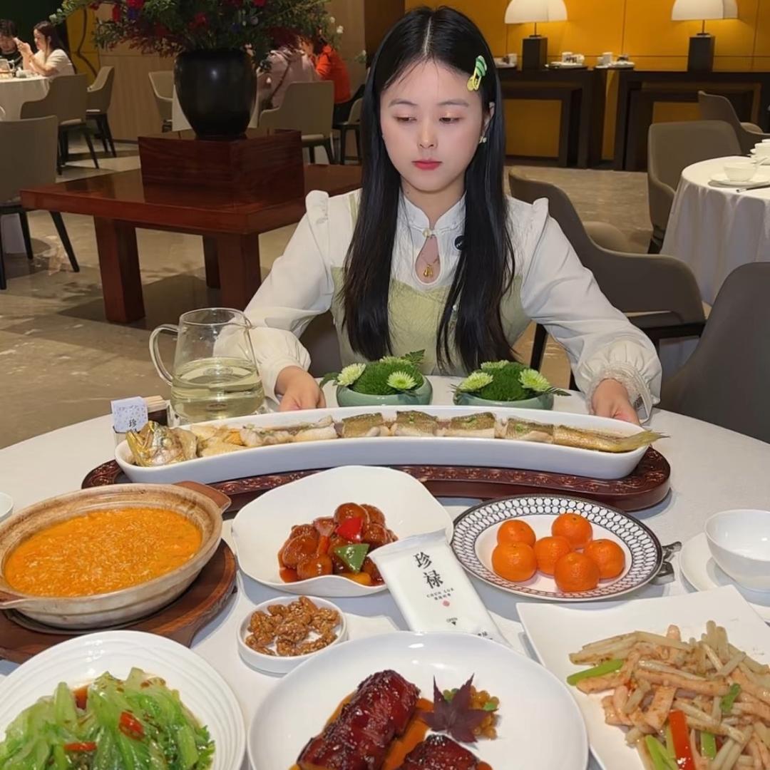 小霞探深圳
