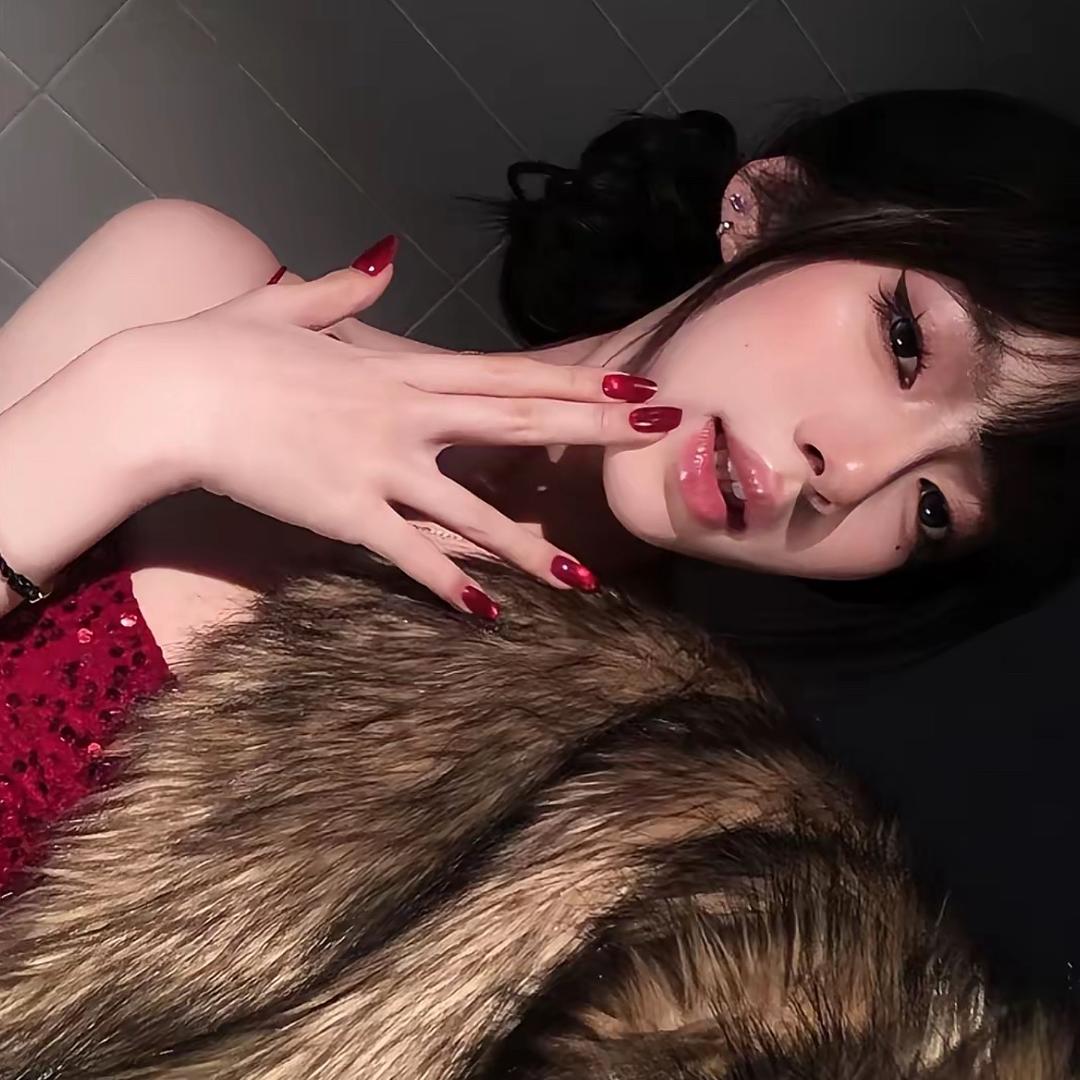 羊   .