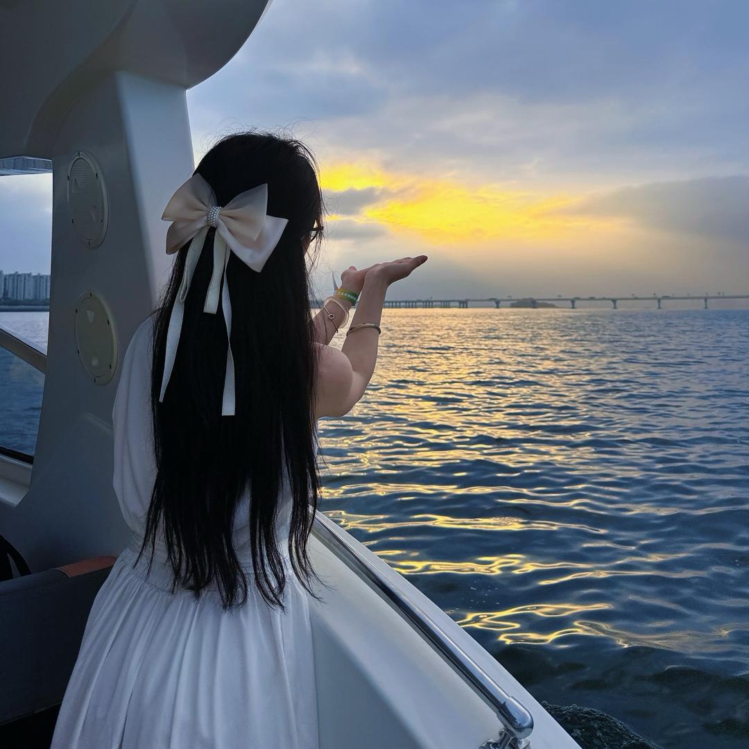 佳佳
