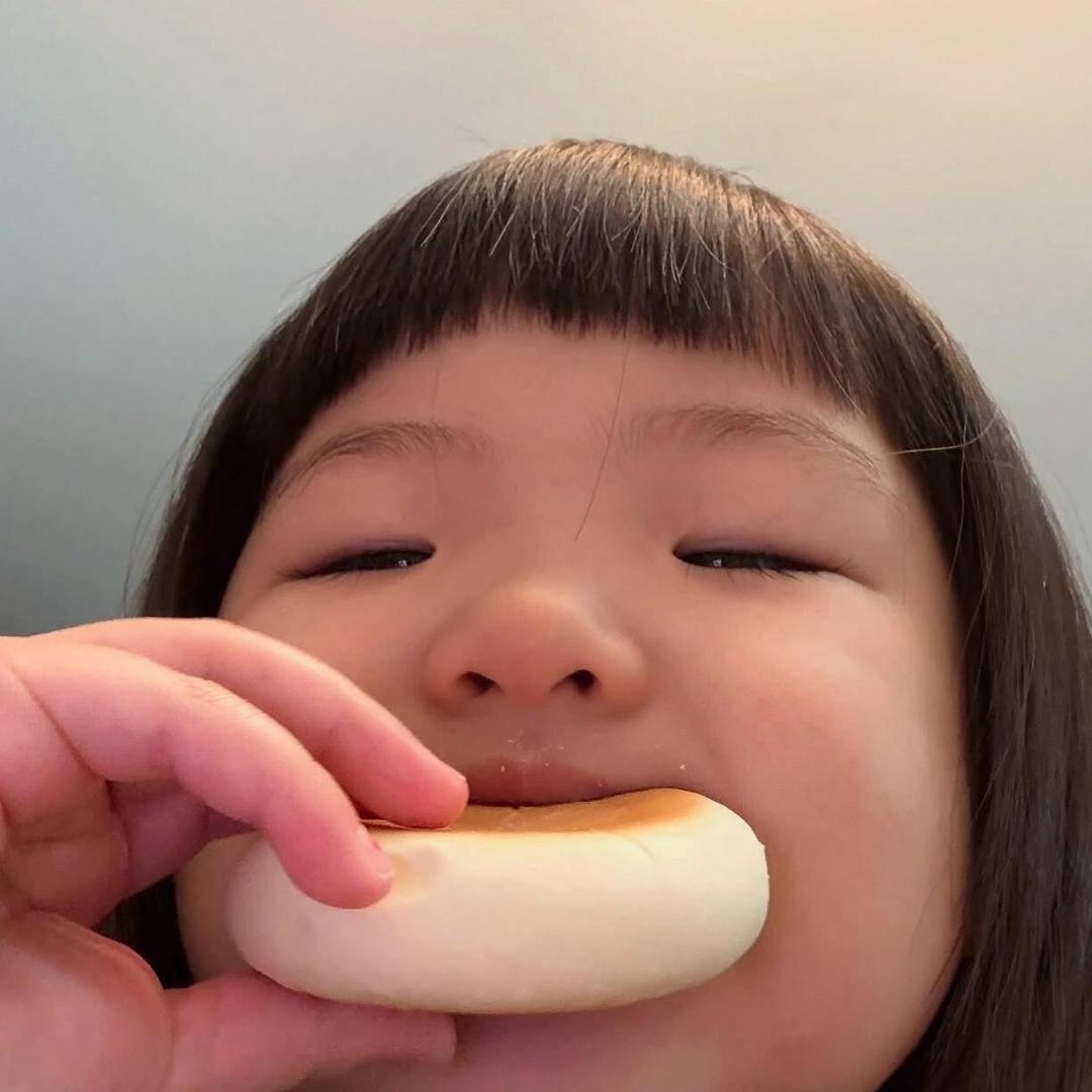 小黑少吃亿口