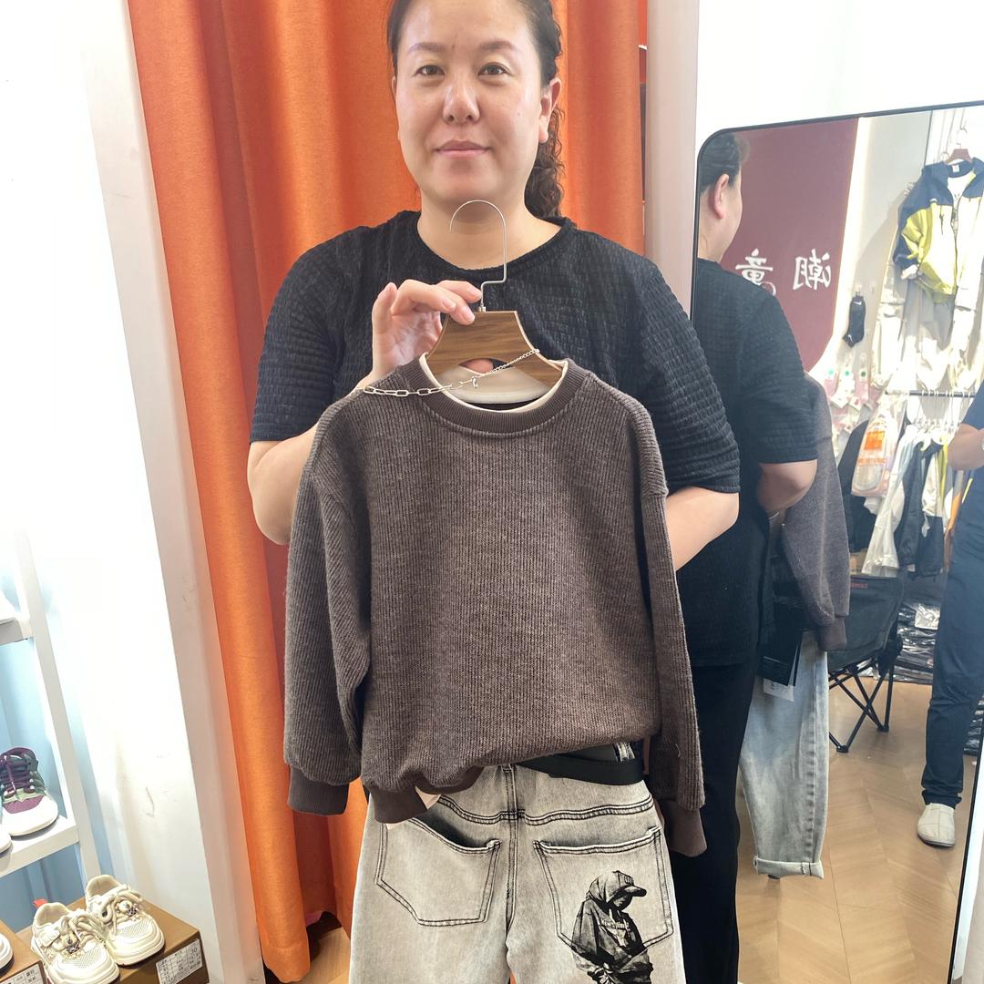 露爸露妈，潮品童装