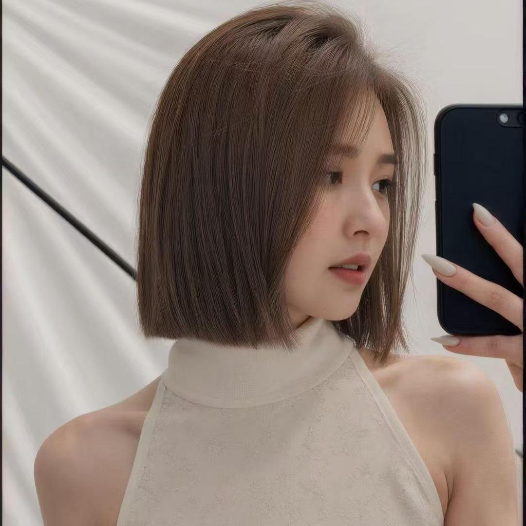 淡然一笑