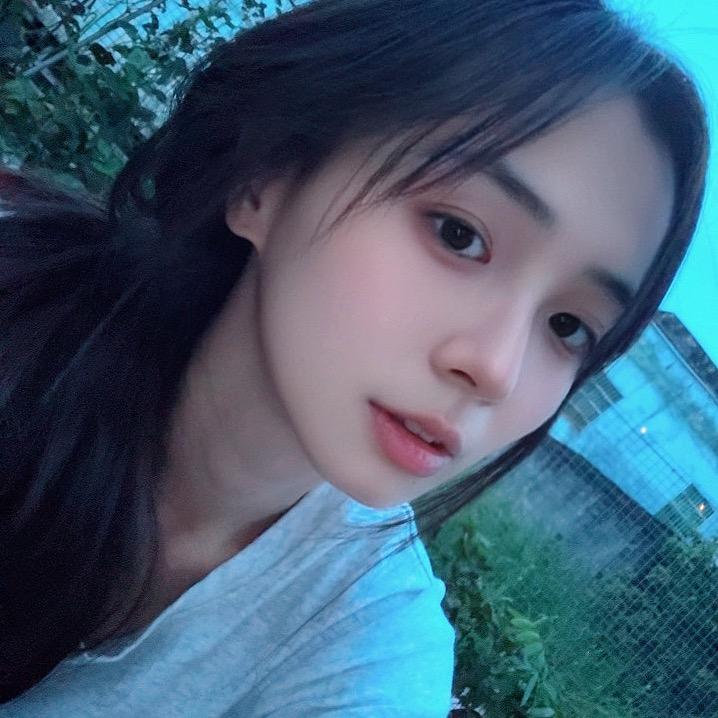 凌凌-