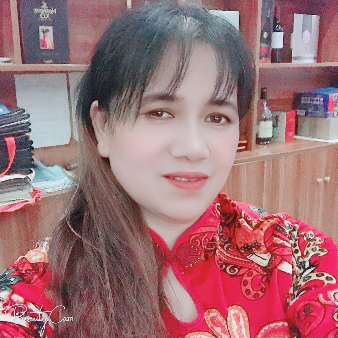 泽君（何姐）