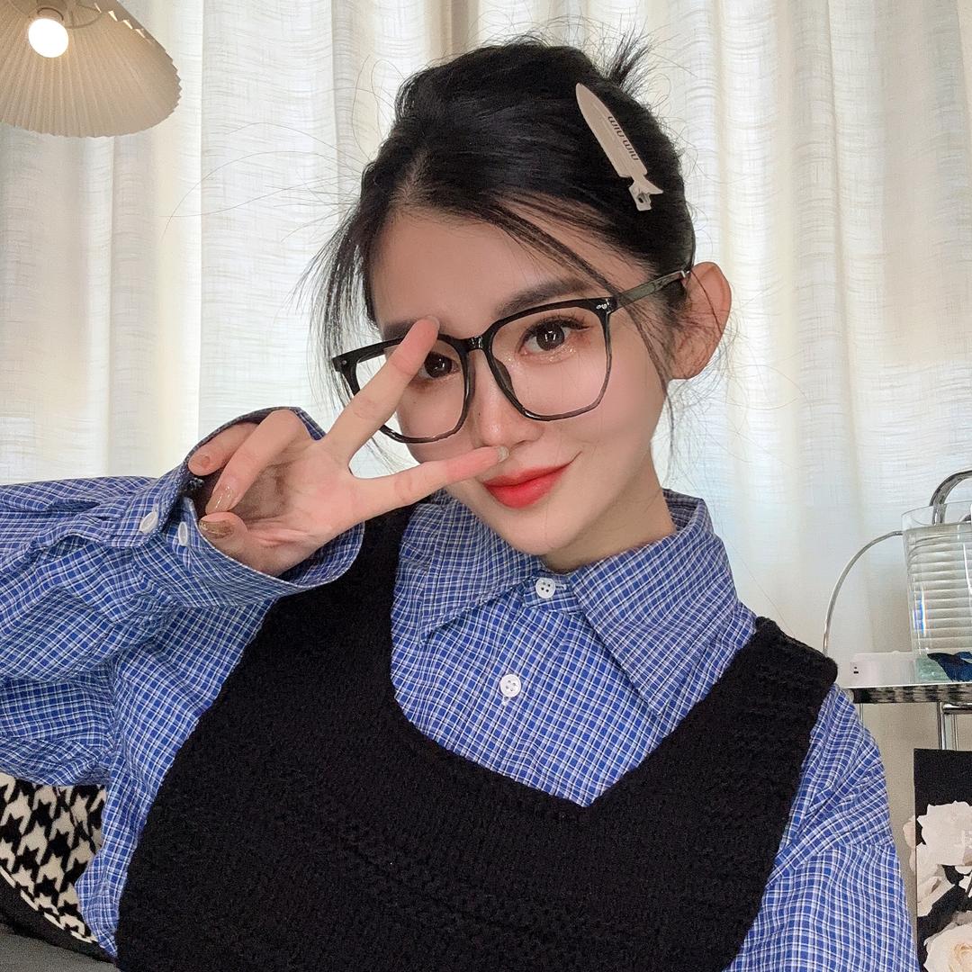萌了个萌