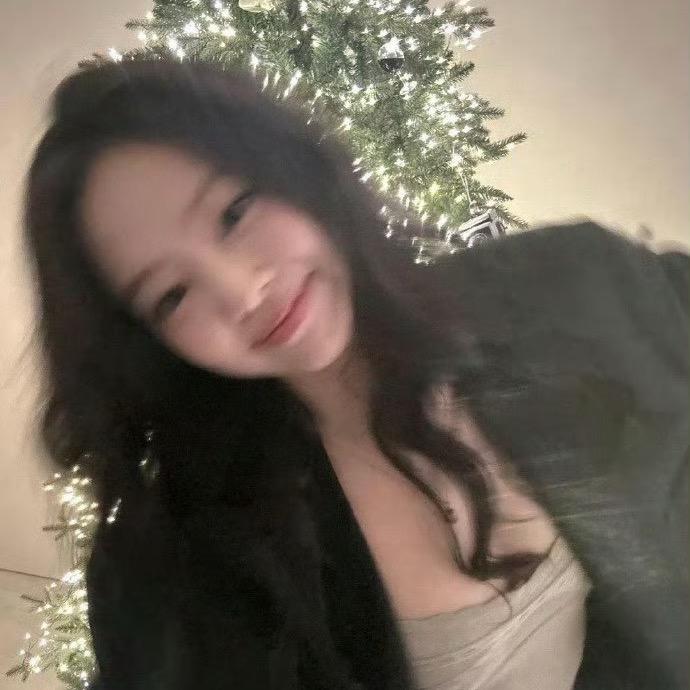 爱吃蓝莓的喵酱