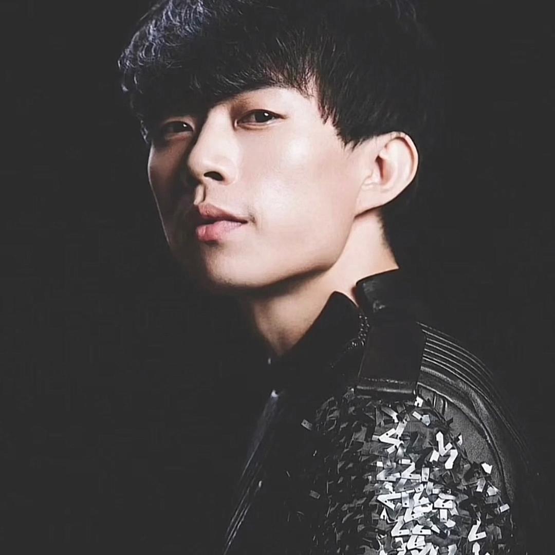 JJ.Liu