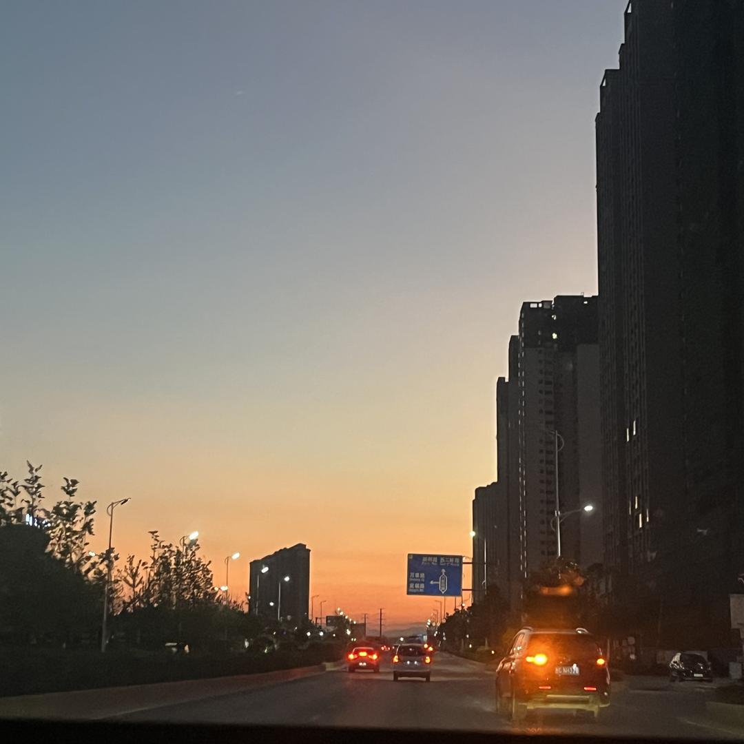 派派玩电竞