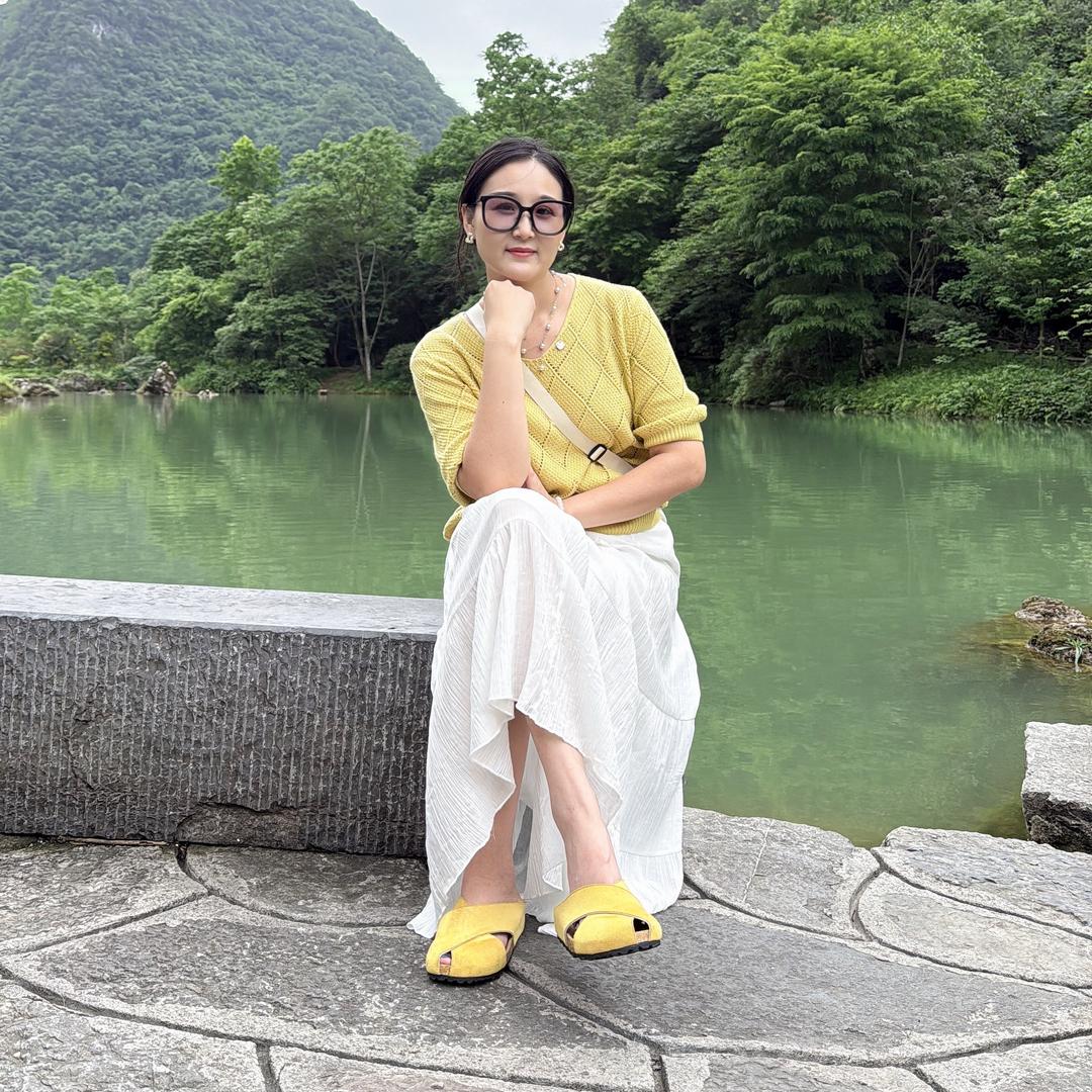赵 小 淘