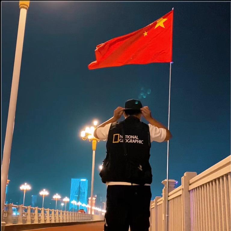 隔壁顏蜀黍