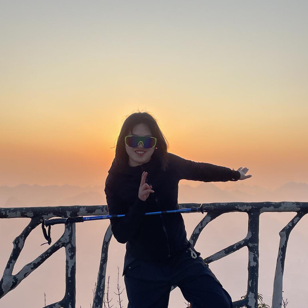 柏丽衣柜 （老板娘）