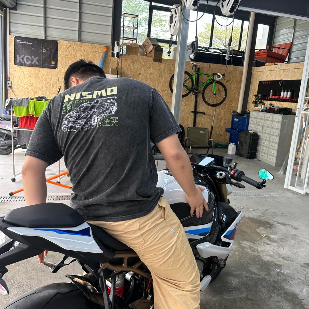 西里哇啦QqQ（莱美路168机车汇）