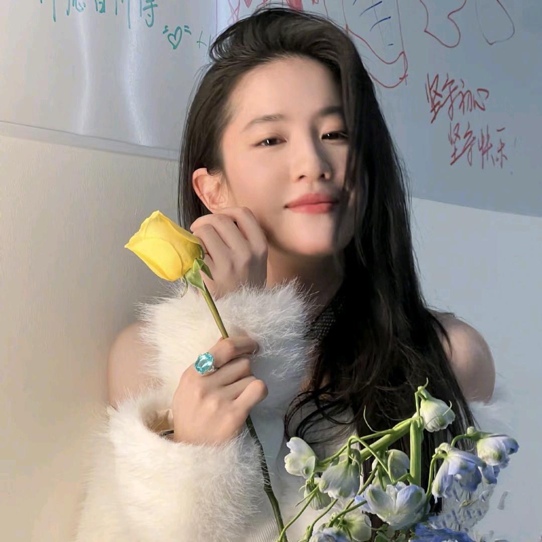 升本锦鲤学姐🌸