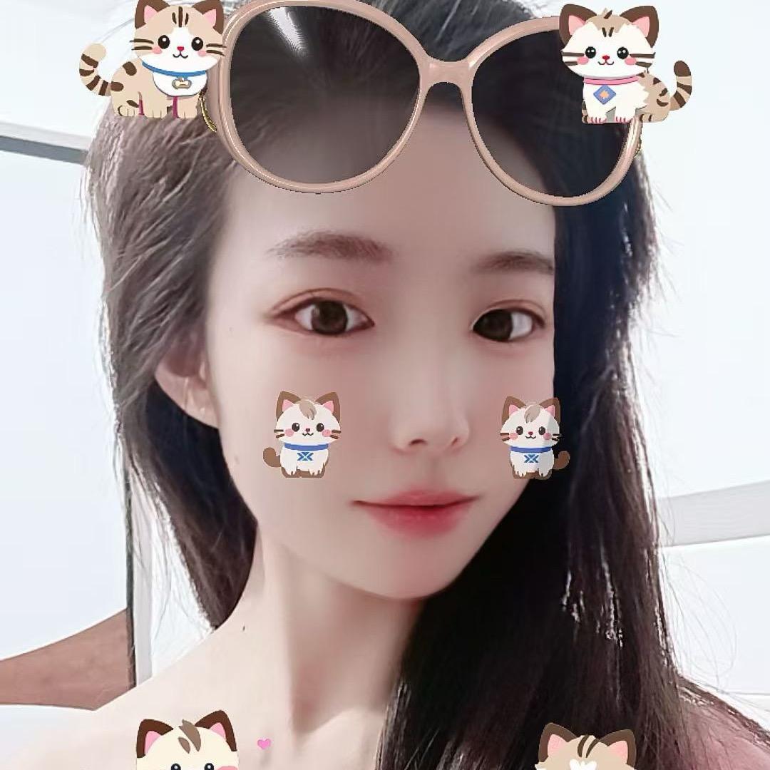 小昭穿搭