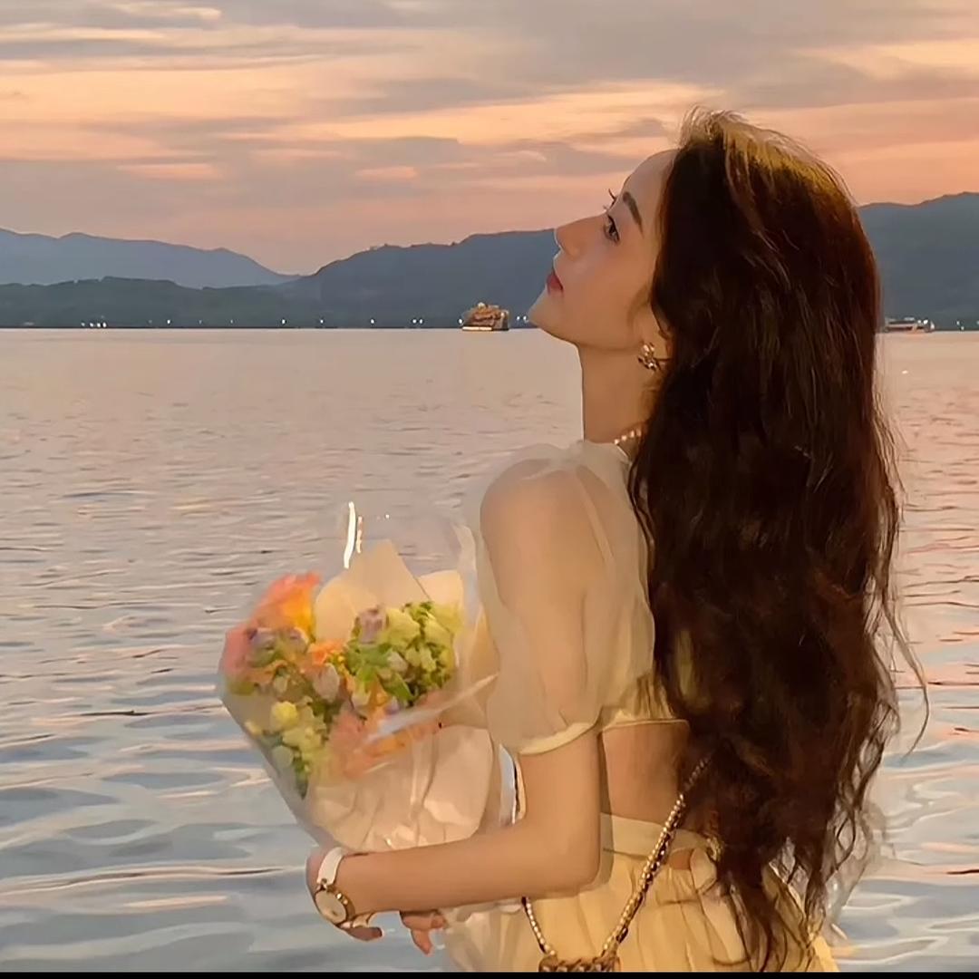 莉莉缝缝补补