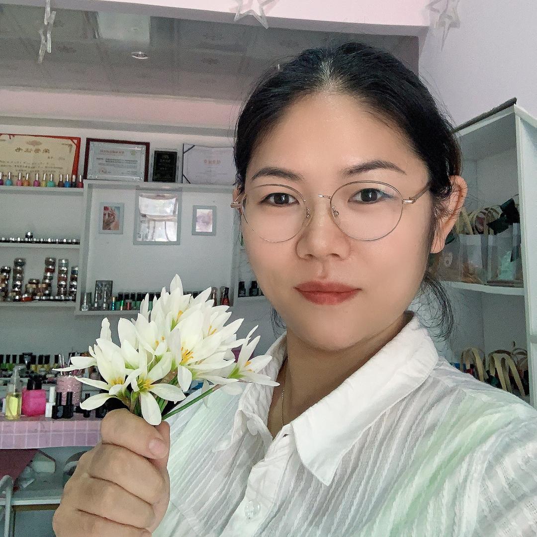 小彩石妈妈（三胎孕晚期）
