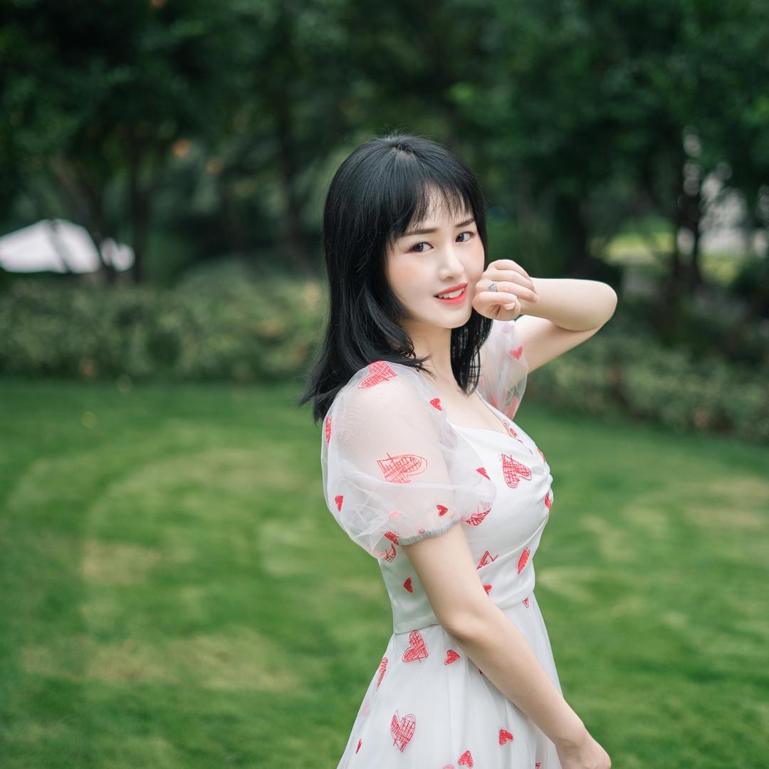 月瑶