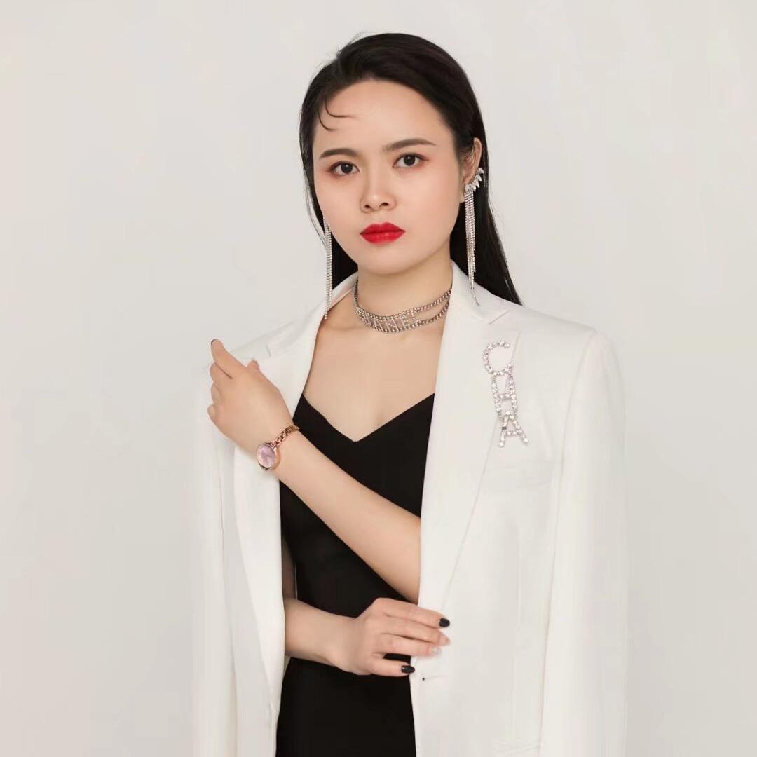 万芊美甲美睫