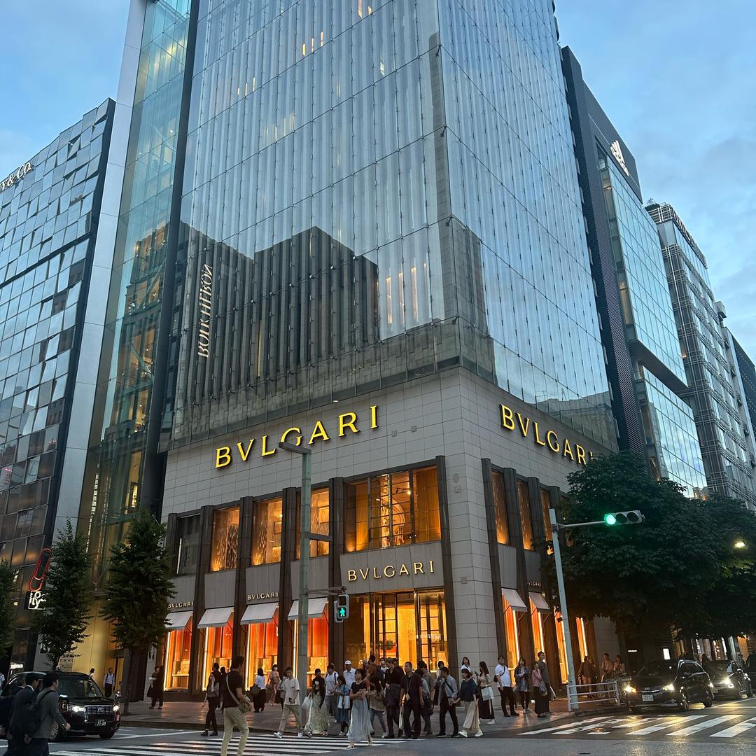 小屹服装店官方号