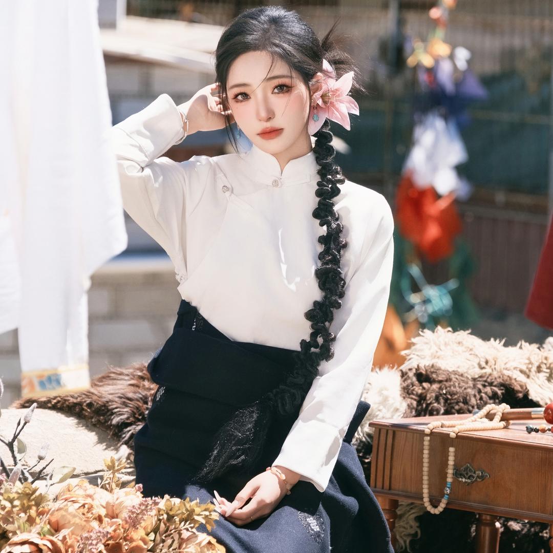 天堂拾光藏服写真拉萨店