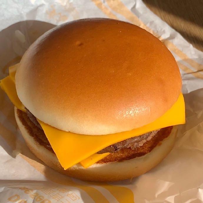 成日肚饿
