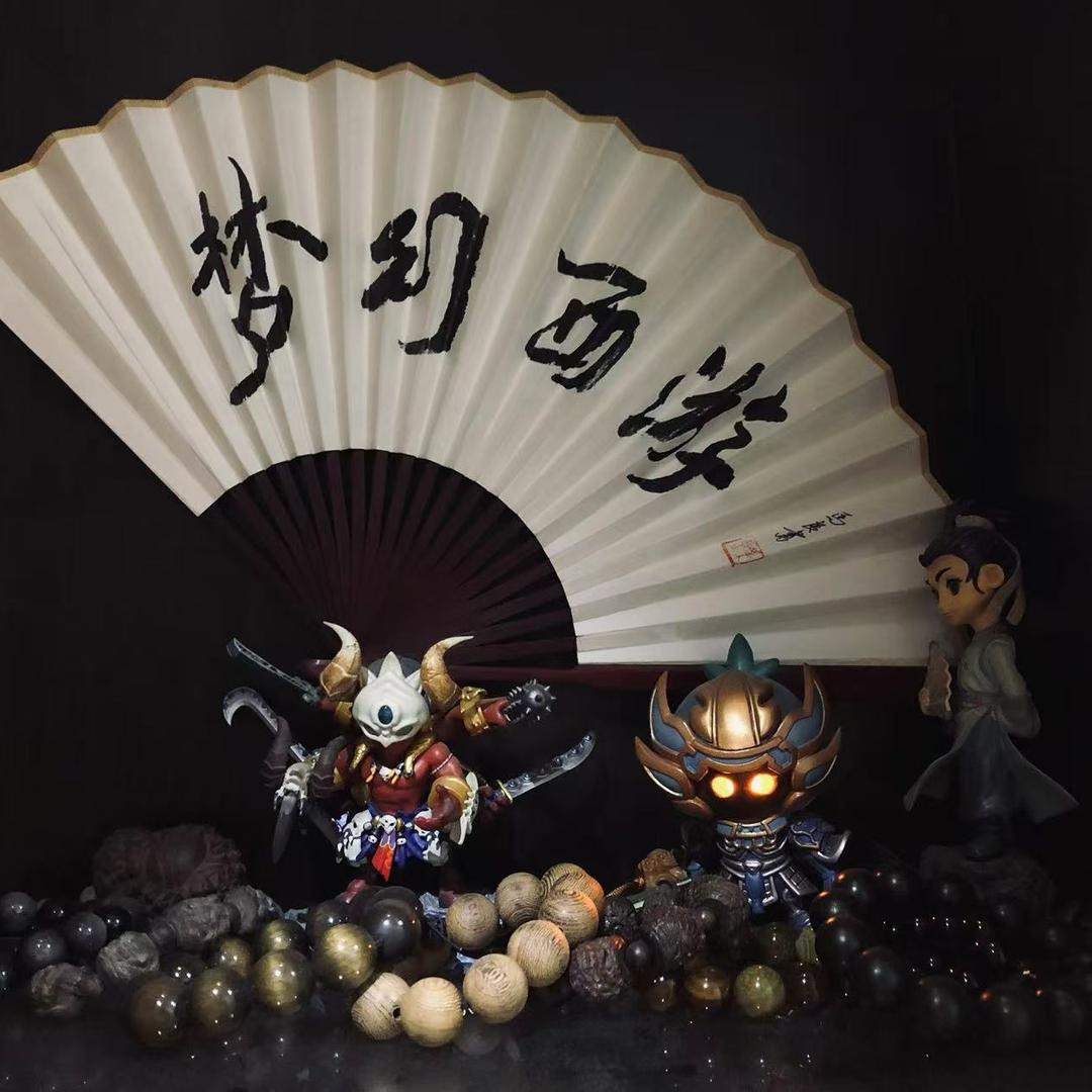 家装小伙༩小白胖子