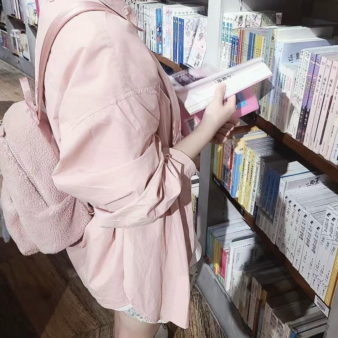 顾睢年