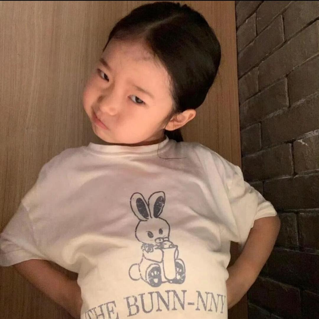 杨杨小困包<