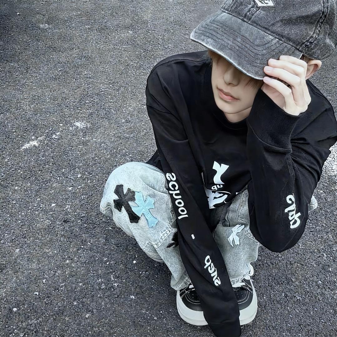 ￴ ￴ ￴￴￴￴ ￴￴ ￴