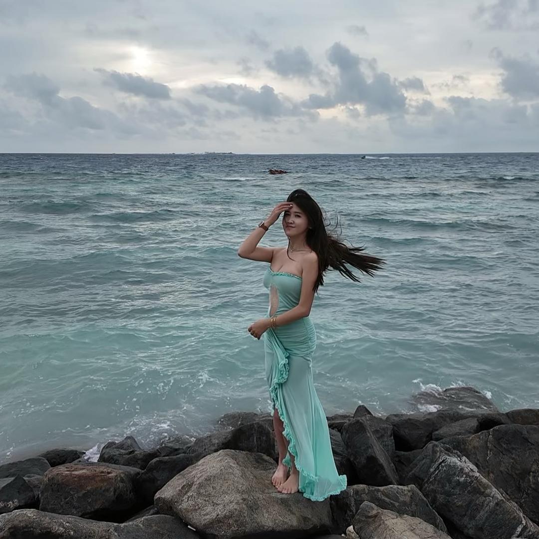 阿瑶（拍照版）