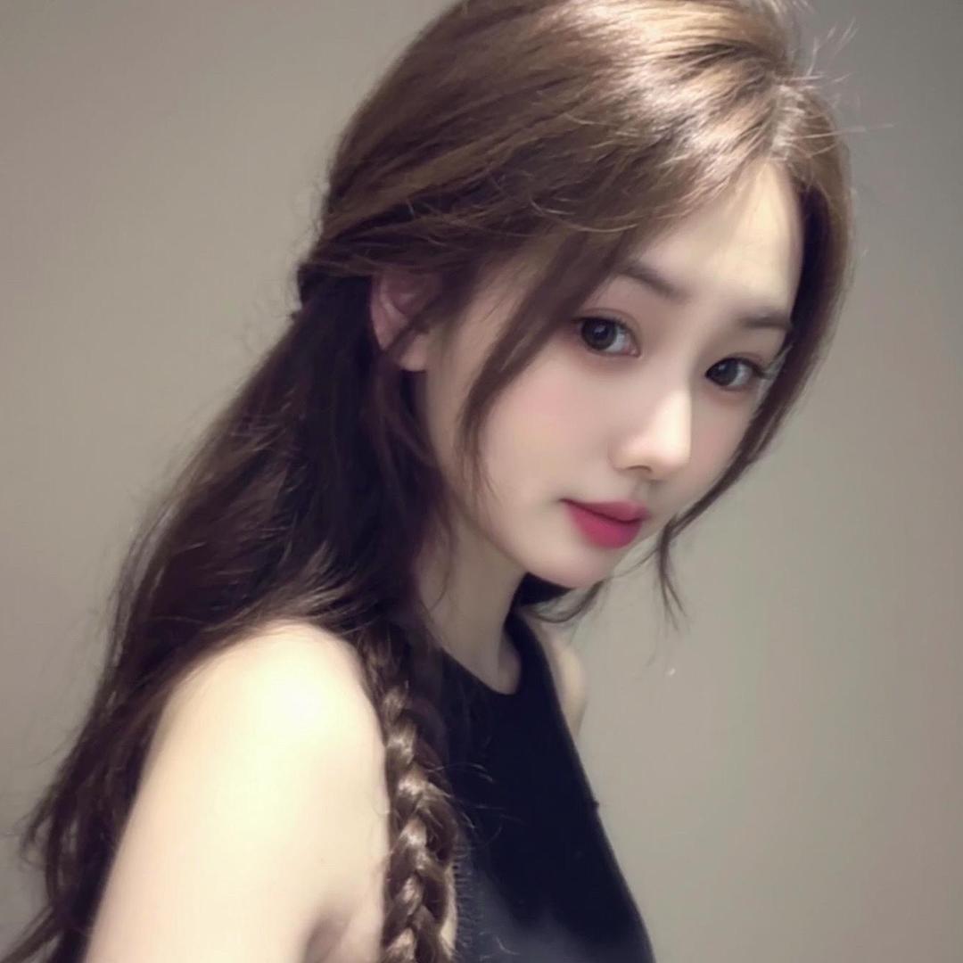 付美.