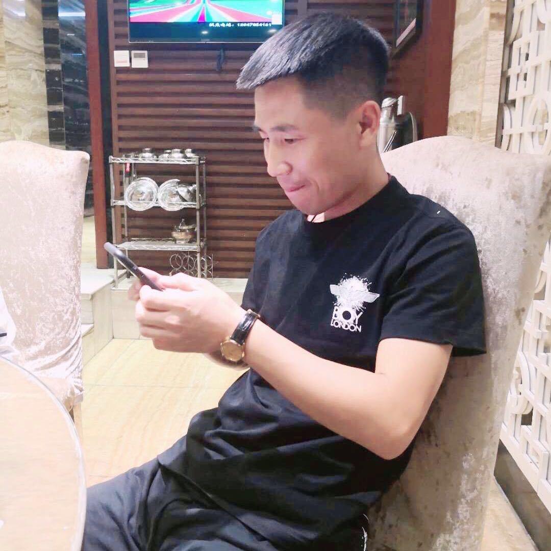 @卖花少年