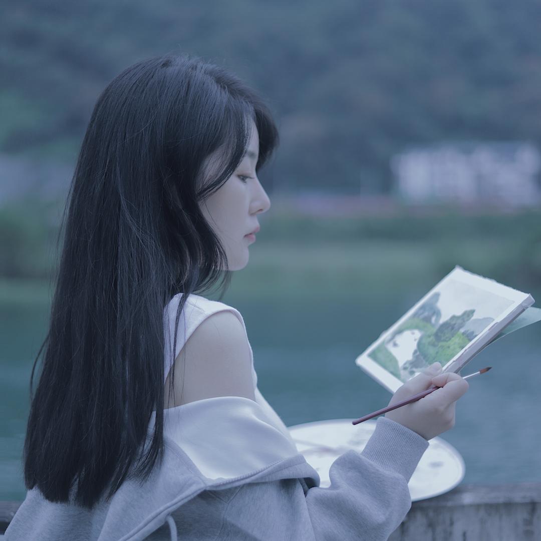 画画的晰呱呱