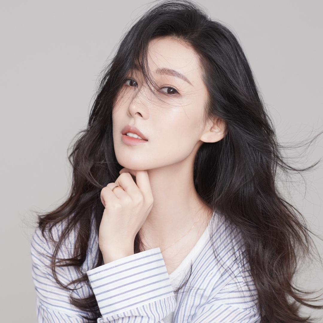 宋忆弦Evelyn