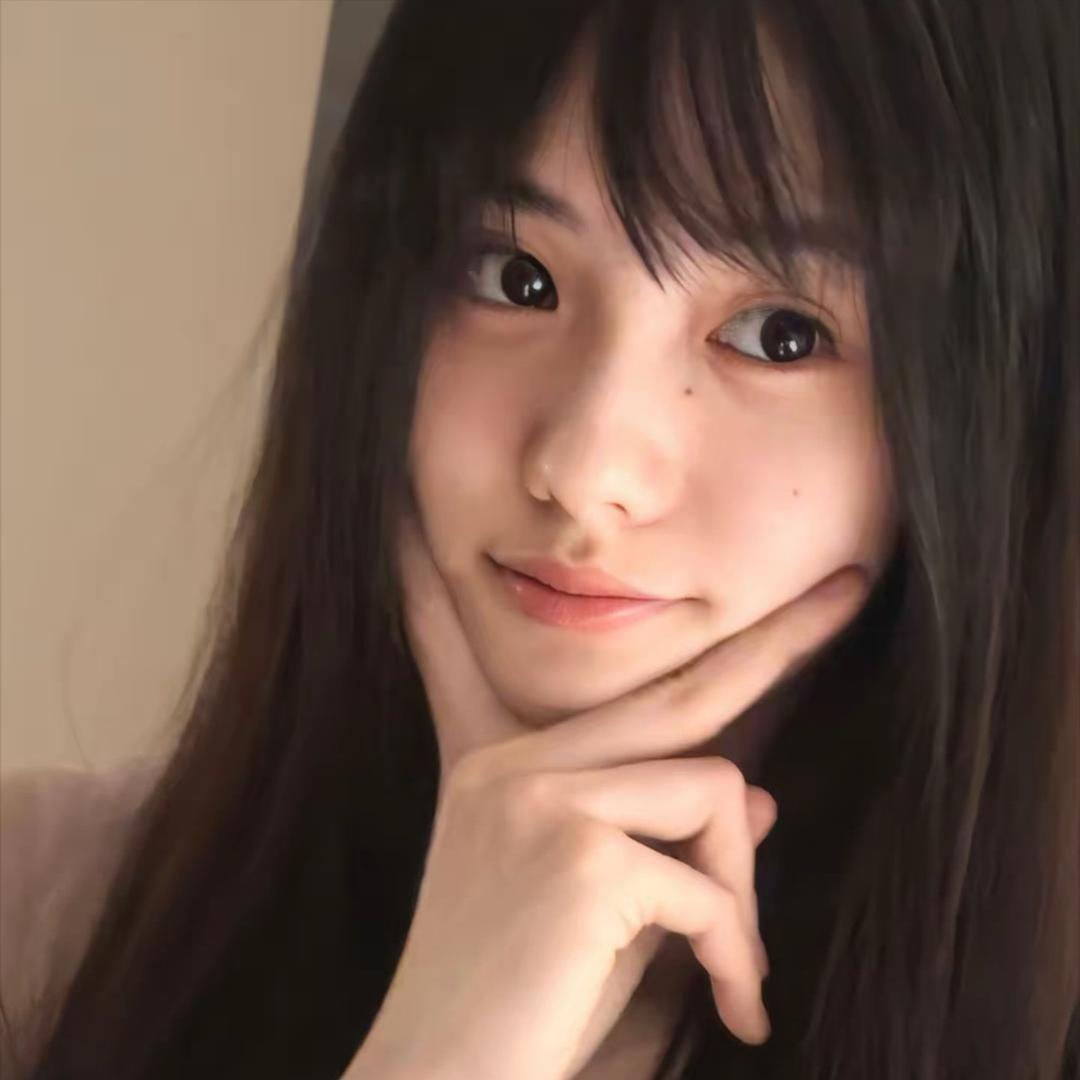 悦悦.