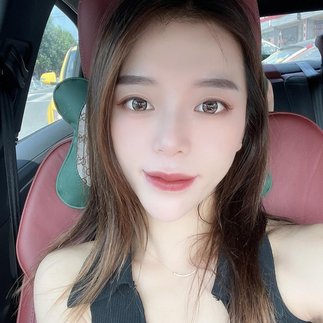 爱吃吐司的橙子