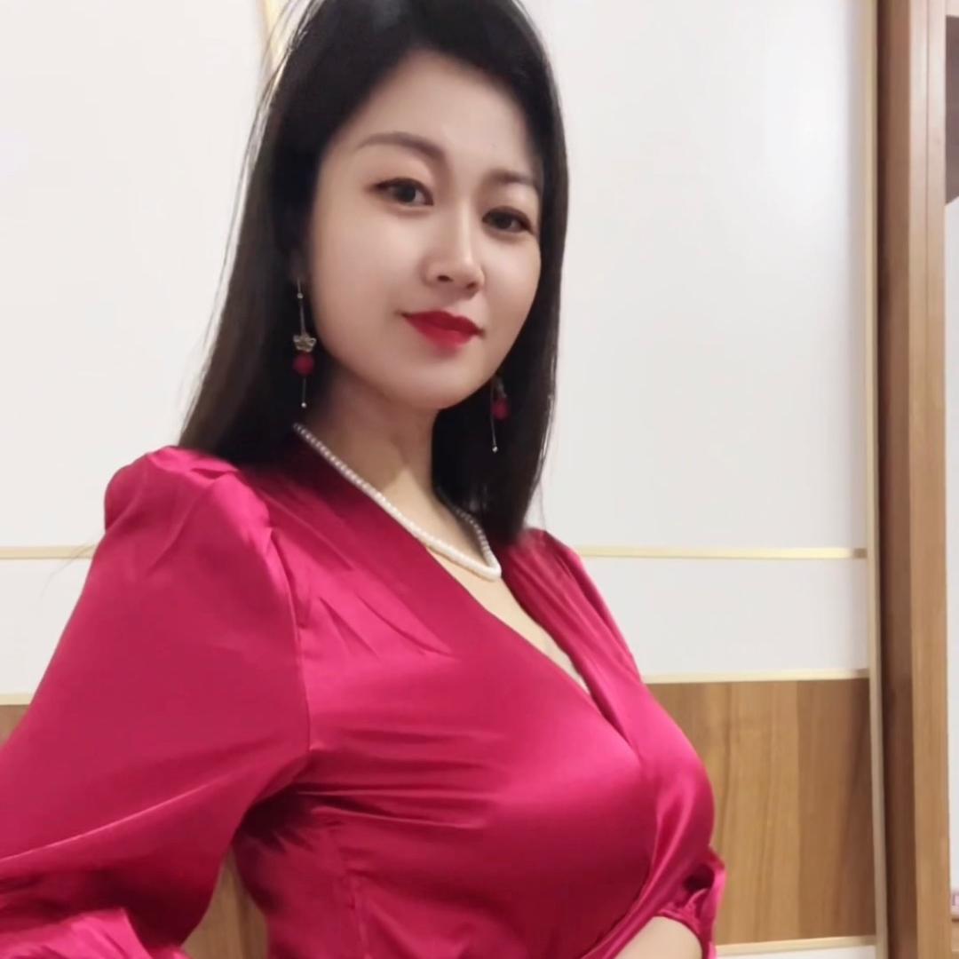 染小七