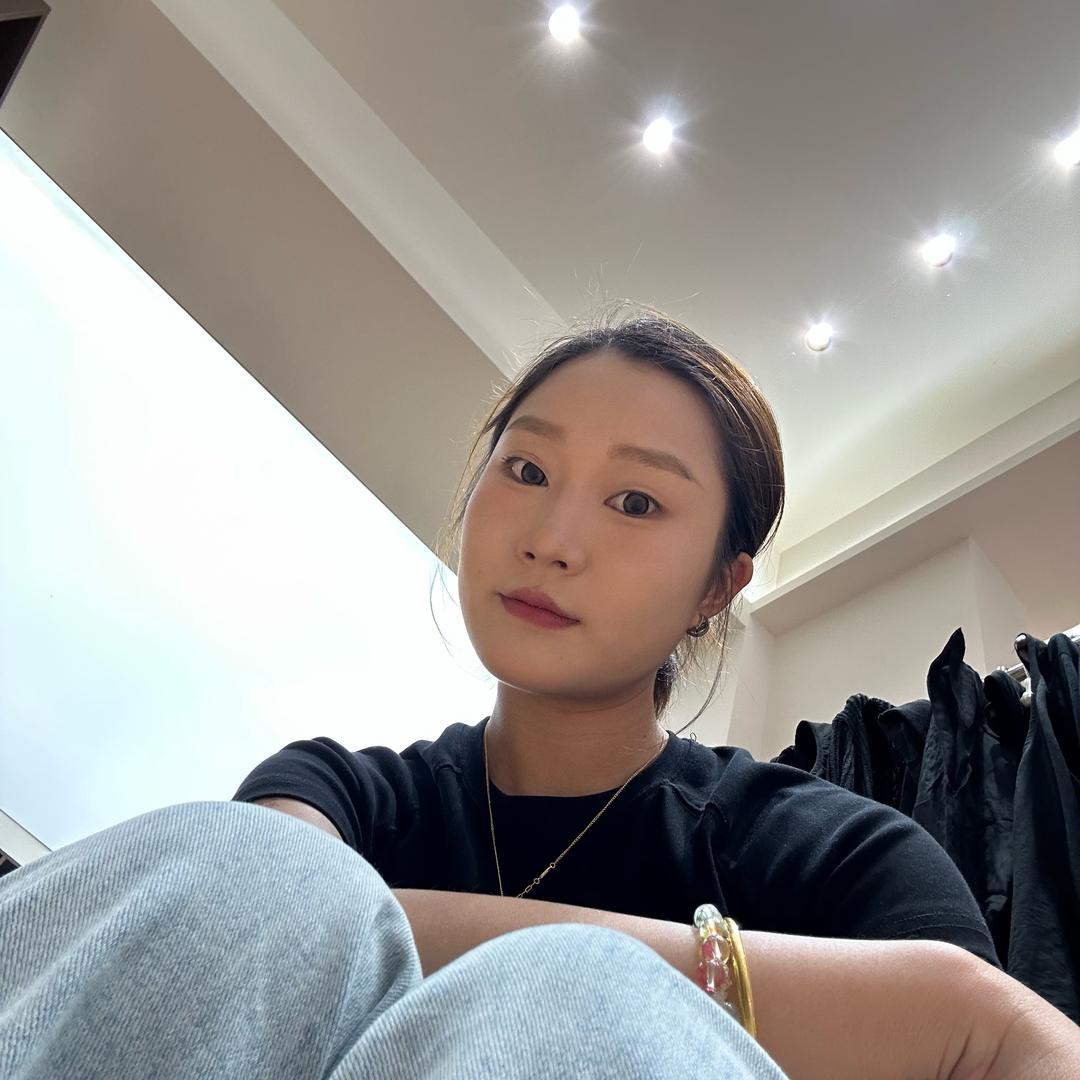 白-