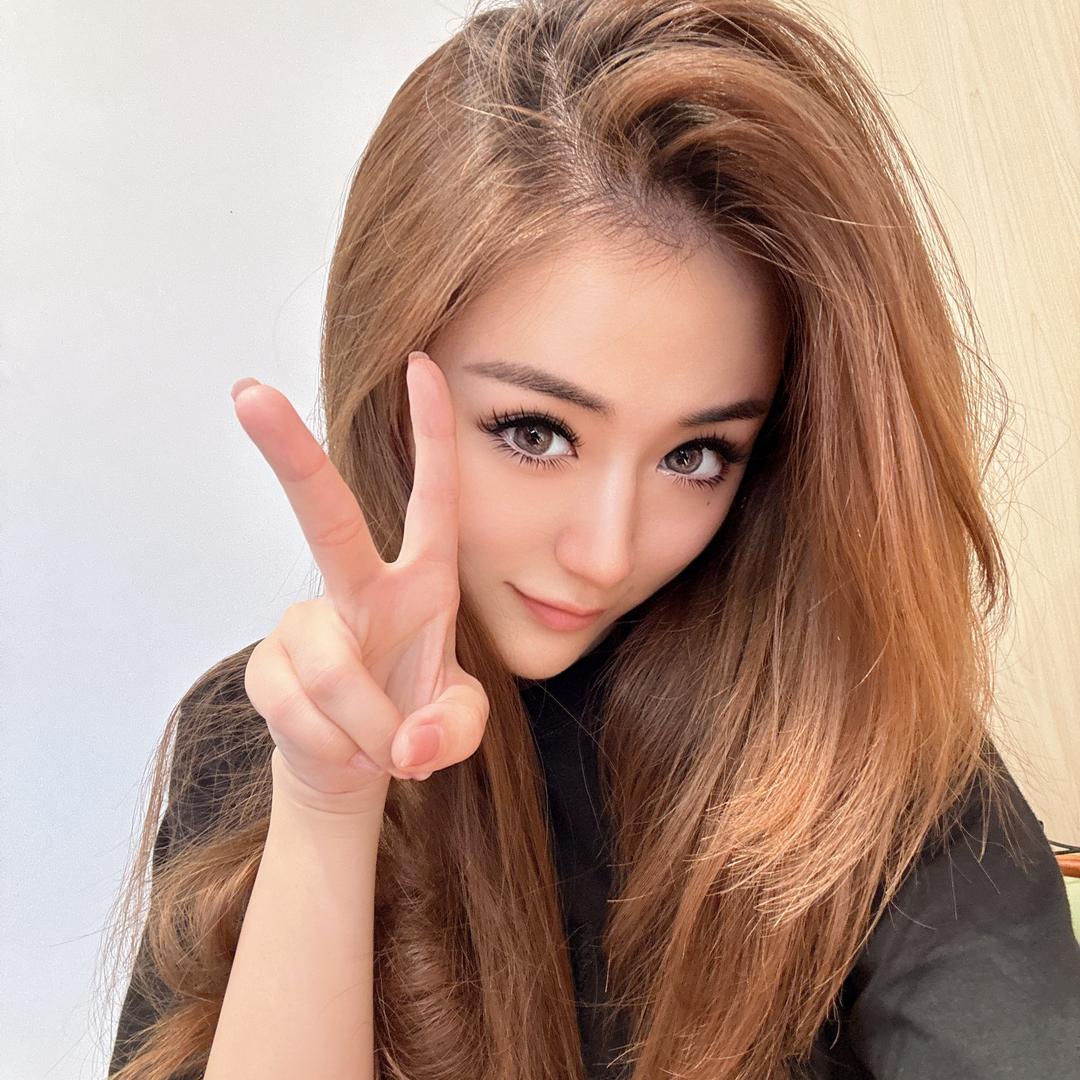 是妈妈吖