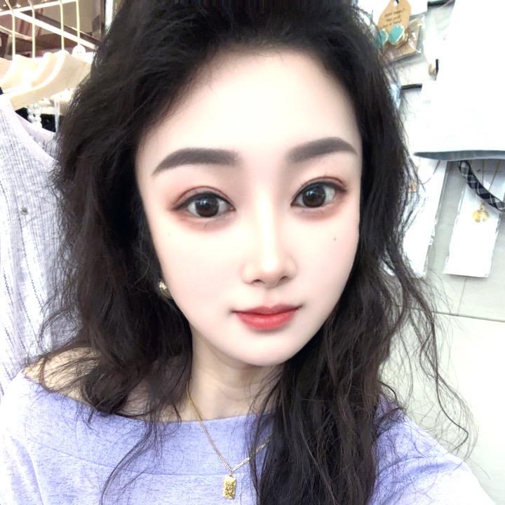 芊姿惠女装