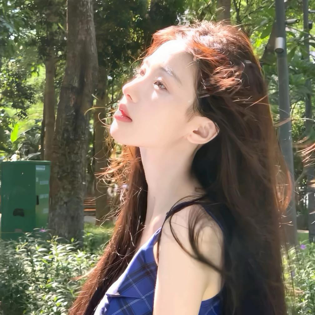 小李在工厂咨询培训特种就业