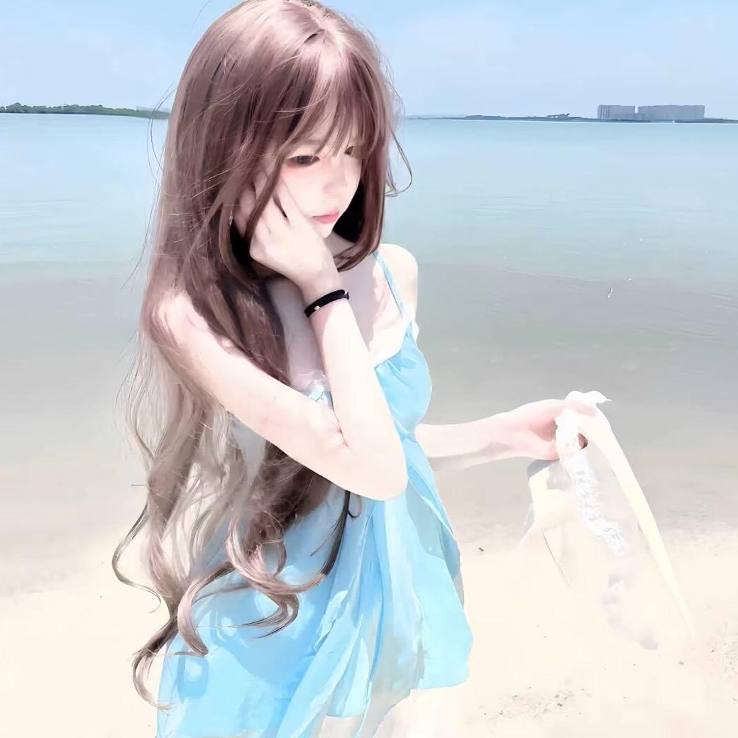 芙芙^