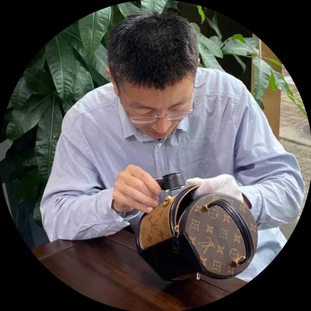 鉴人老梁