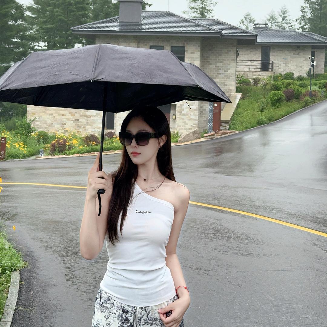 Miss Li