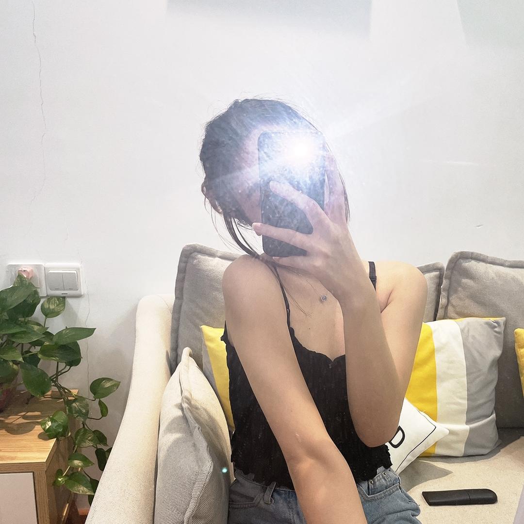 曾小姐。