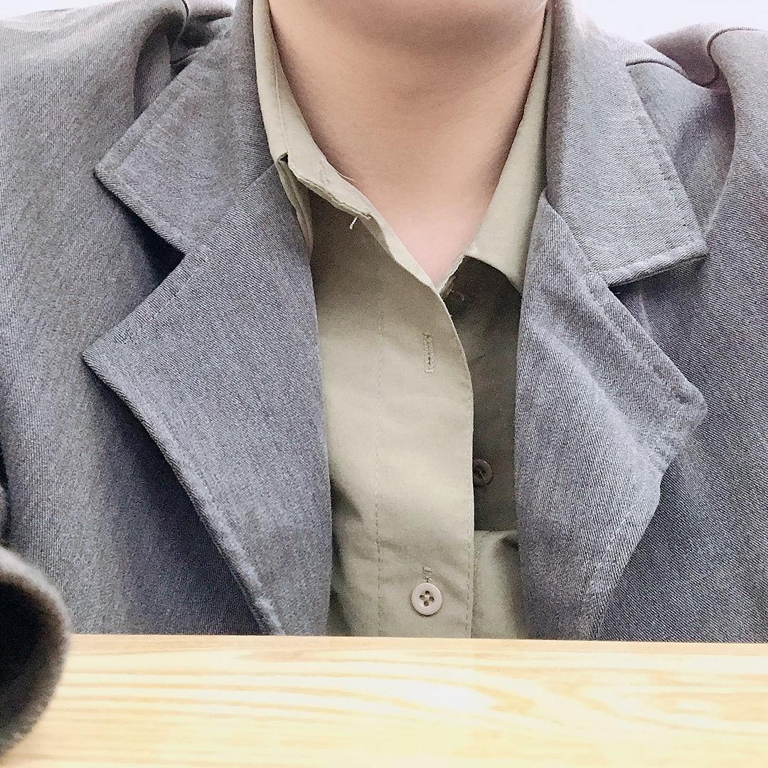 ¥