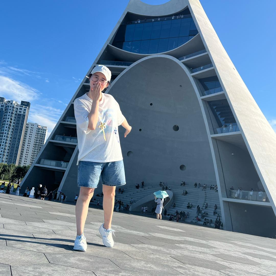 ✌︎( ᐛ )✌︎一薪一亿💫