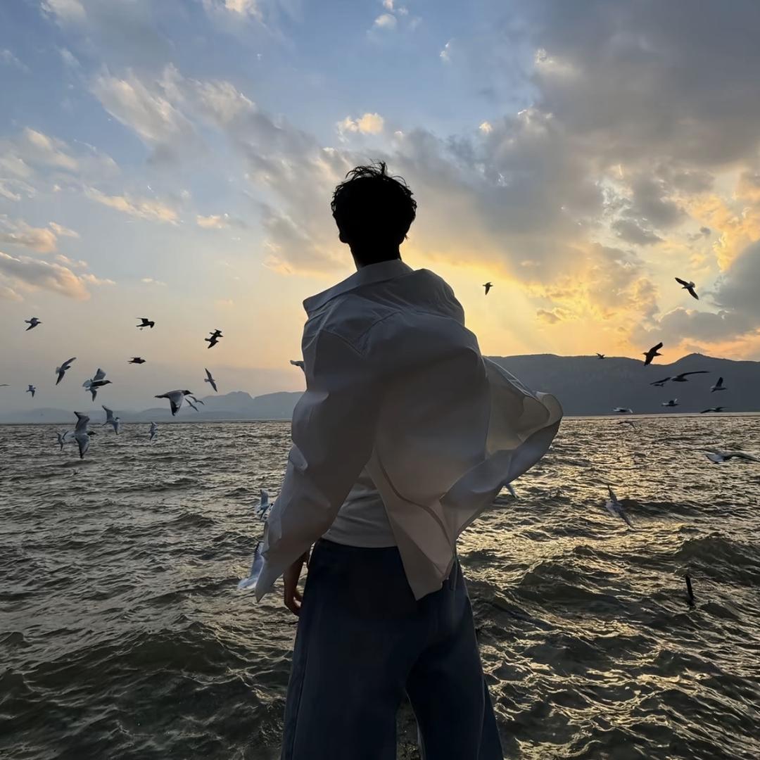 宁蒗英瑾沃商贸经营部（个人独资）