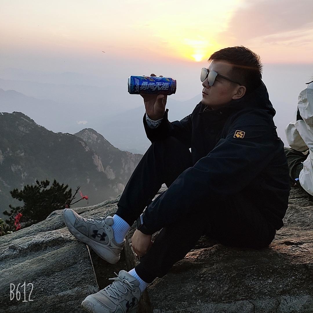 陆景山